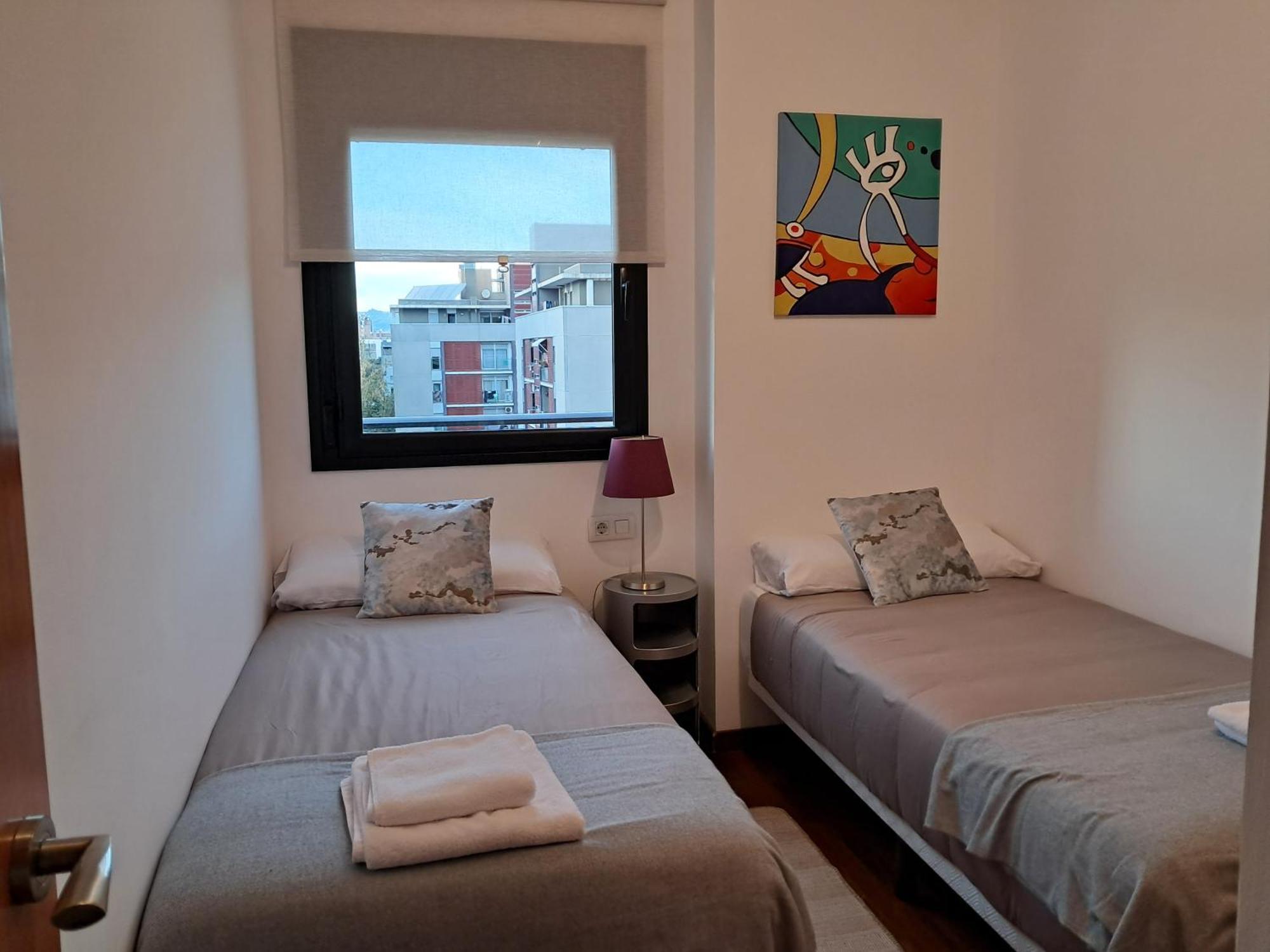 Modern Apartment, With Parking, Close To The Beach!! Sant Adrià de Besòs Eksteriør billede
